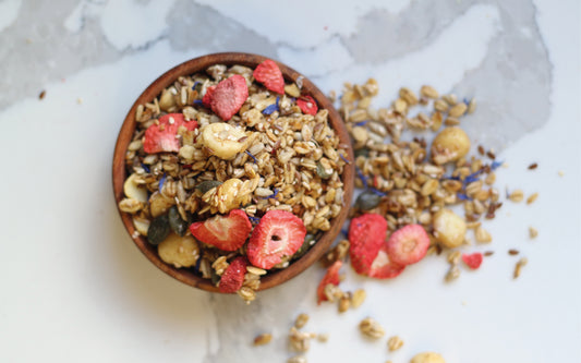 Strawberry & Macadamia Granola 500g