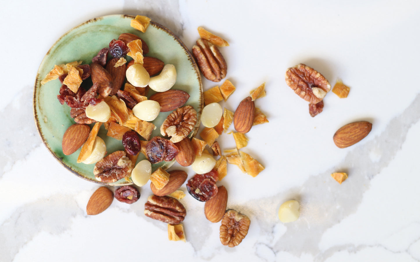 Raw Nut & Fruit Mix 500g