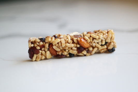 Yoghurt Bar - Almond, Cranberry & Strawberry 45g