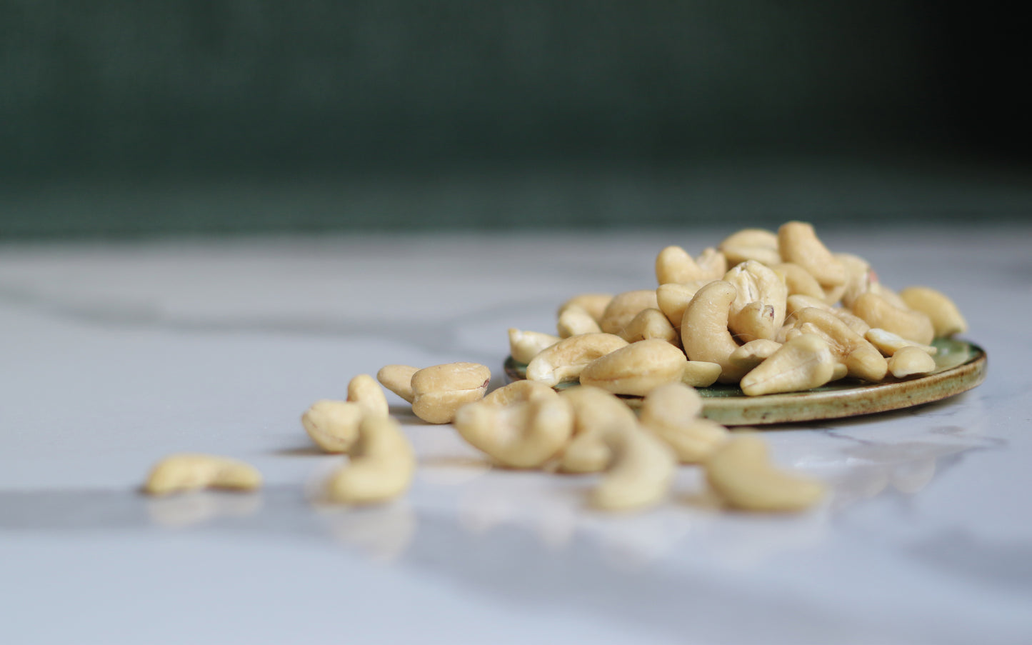 Oven Baked Cashews – Lightly Salted 500g