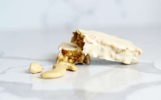 Yoghurt Bar - Cashew & Strawberry 50g