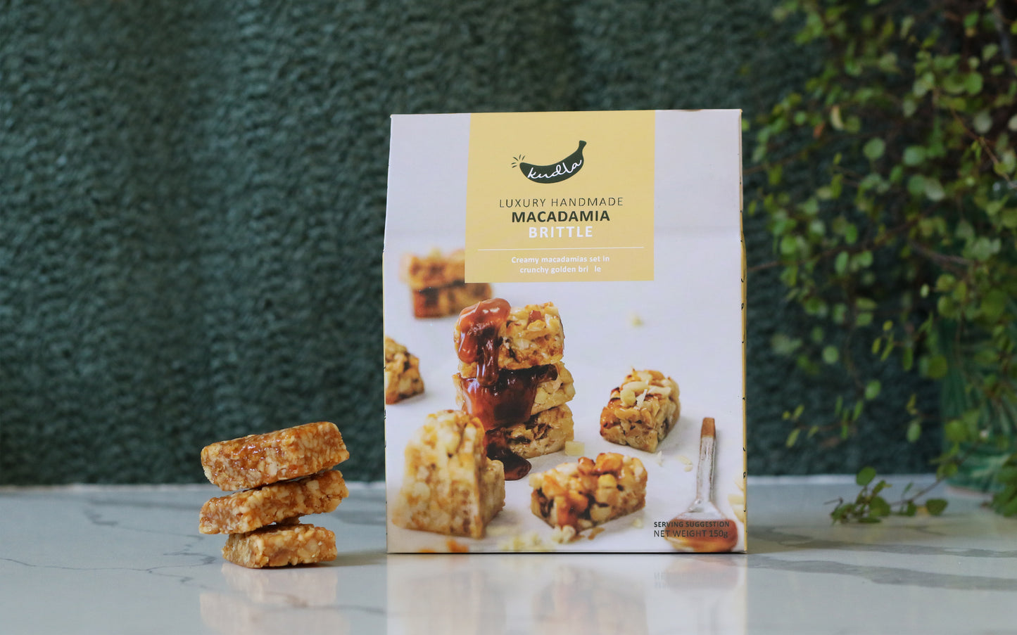Luxury Handmade Macadamia Brittle 150g