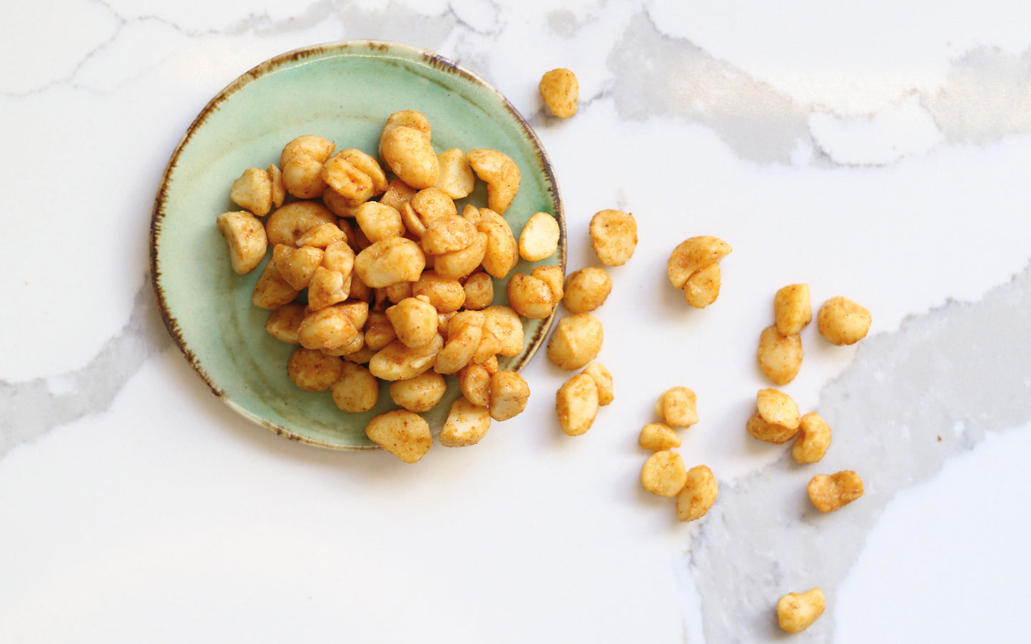Oven Baked Sweet Chilli Macadamias 400g